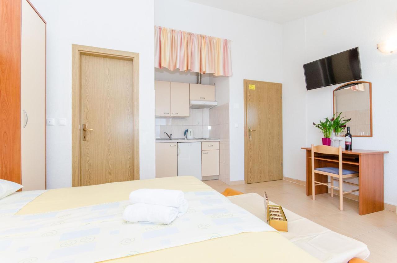 Knezovicapartments Živogošće Extérieur photo