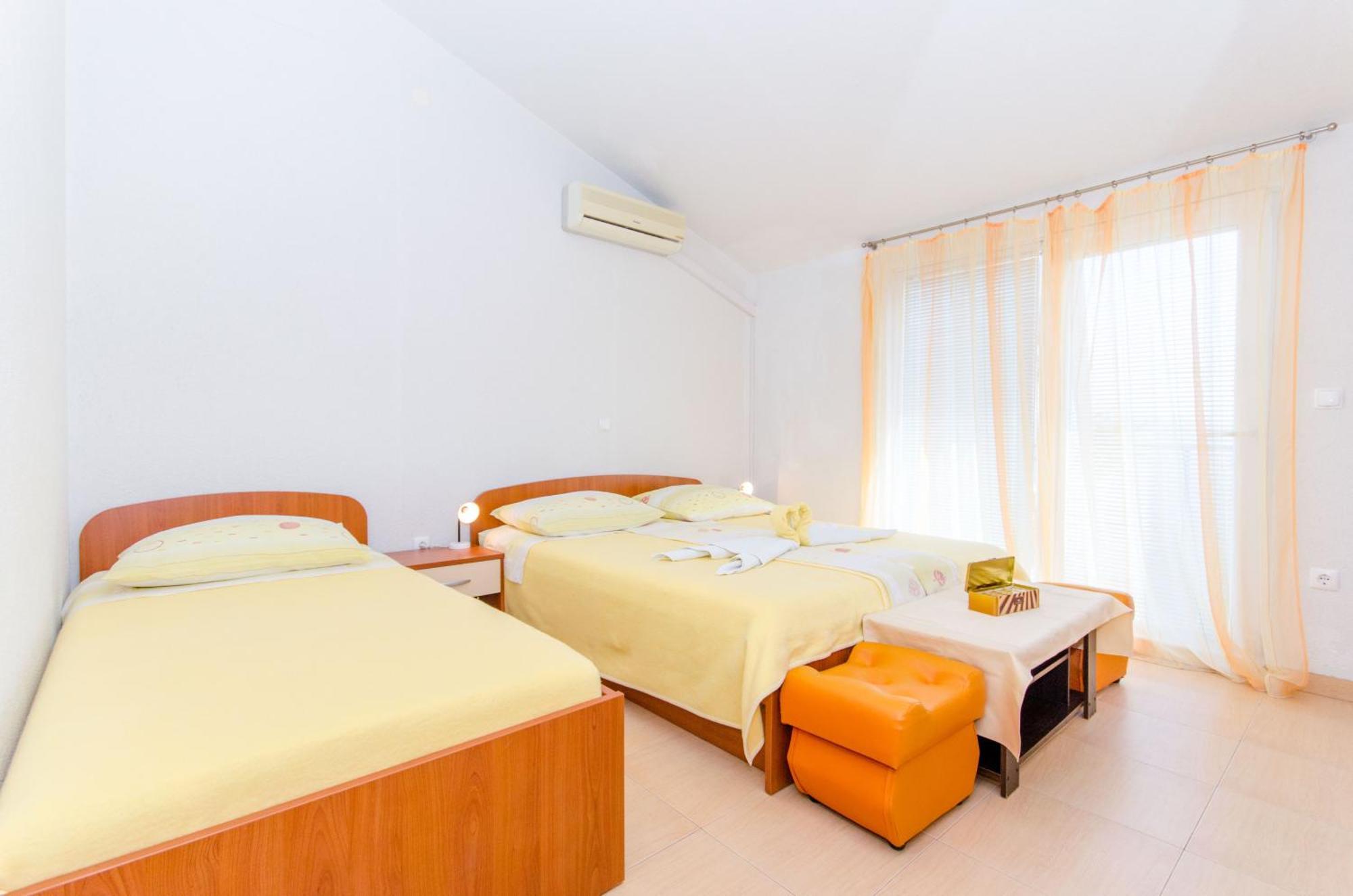 Knezovicapartments Živogošće Extérieur photo
